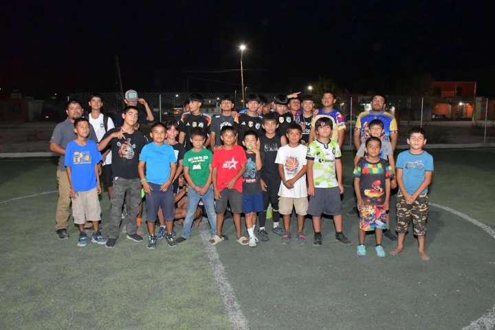 Celebran torneo juvenil y diálogo comunitario en Nava