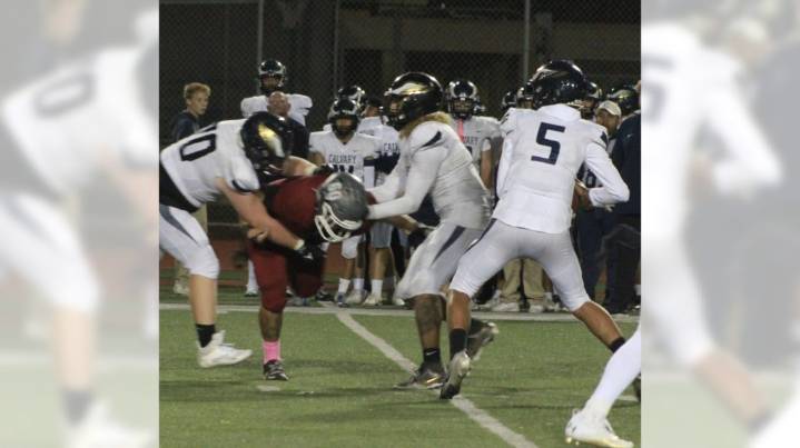 Calvary Chapel football tops Ocean View in battle for first in Sigma League