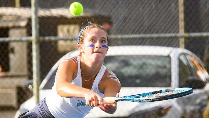See playoff brackets and scores for every fall sport