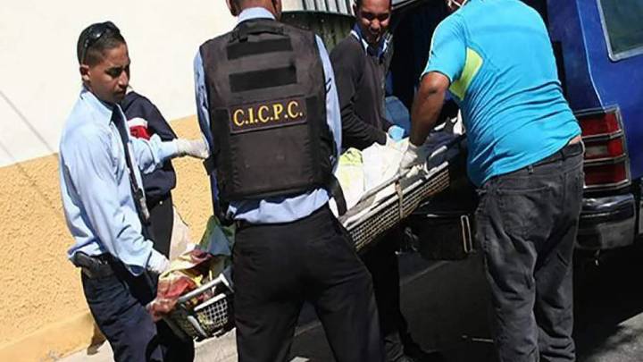  Hombre asesinado a tiros en la Candelaria 
