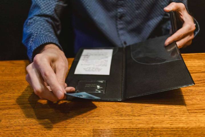 Man Gets Backlash After Refusing Free Meal from Friend’s Father