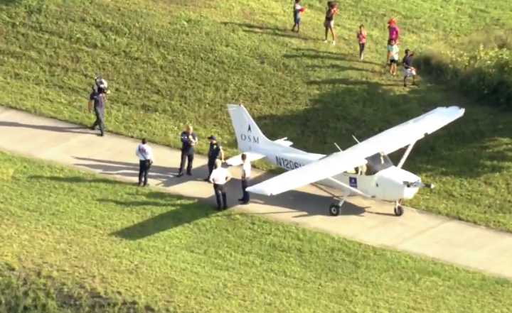 Small plane makes emergency landing in Margate; 2 suffer minor injuries