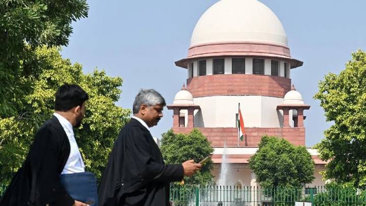 Supreme Court seeks Centre, SEBI response on Sahara plea to sell 88 properties to Adani