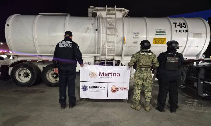 Aseguran pipa con 31 mil litros de presunto huachicol