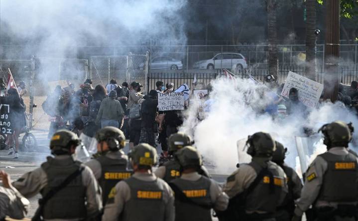 Pentágono ordena a la Guardia Nacional formar, antes de enero, fuerzas antidisturbios