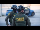 Apple removes ICE-tracking apps amid DOJ pressure
