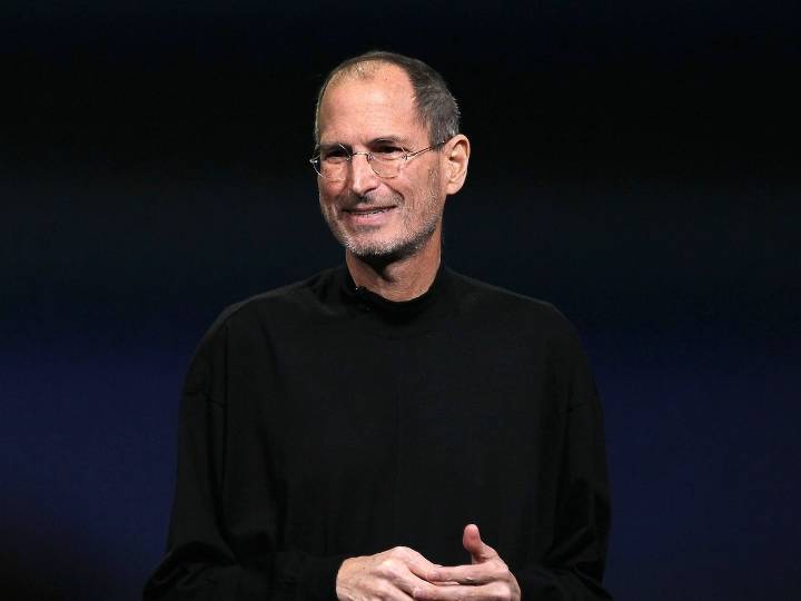 Steve Jobs’ 27-year-old daughter goes viral after sharing selfie: ‘She’s gorgeous’