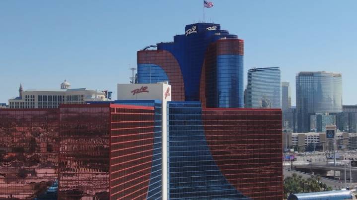 $419 Las Vegas hotel smoking fee shocks non-smoking health educator