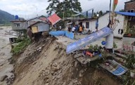 Floods, landslides hit over 30 Darjeeling tea gardens; Rs 50 cr loss feared