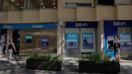 BBVA y Sabadell se denuncian mutuamente ante la CNMV por presuntas malas prácticas en el canje de la OPA