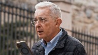 Álvaro Uribe reaccionó a fallo que lo absolvió de delitos por los que había sido condenado en primera instancia y envió mensaje a Diego Cadena