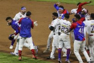 Tiburones se llevaron un juego dramático al dejar en el terreno a los Leones