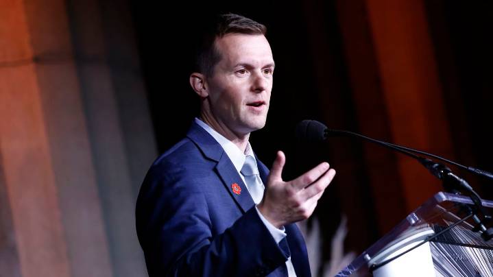 House Democrat rages against his own party on the government shutdown