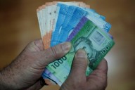 ¿Dinero para cesantes? Estado pagará beneficios clave en octubre
