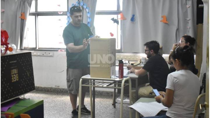 Las elecciones legislativas avanzan con normalidad en la ciudad en una jornada sin inconvenientes