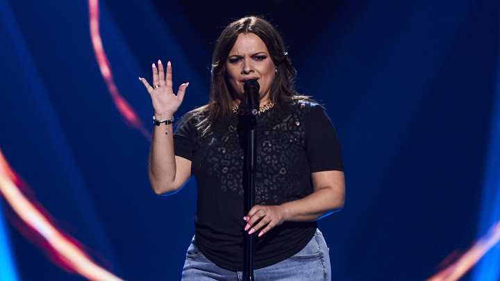 Mayte conquista a Malú y cierra su equipo en La Voz entre lágrimas