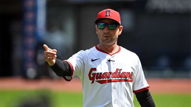 Orioles name Craig Albernaz as their new manager