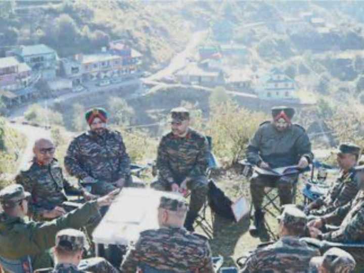 Army Commander Visits Basantgarh, Boosts Troops Morale Amid Ongoing Anti