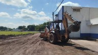 Empresa y vecinos unen fuerzas para rescatar el camino más peligroso de San Vicente de Flores
