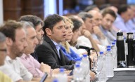 Kicillof recibe a más de 40 intendentes para proyectar los próximos 14 meses