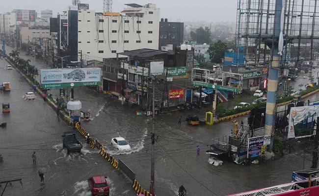 Montha hits Andhra coast, triggers heavy rains with strong winds