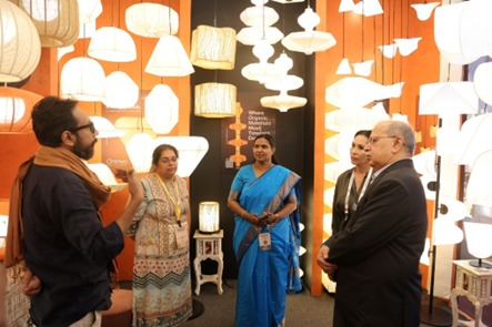 Development Commissioner (Handlooms) visits IHGF Delhi Fair, commends product display and exhibitors’ dynamism