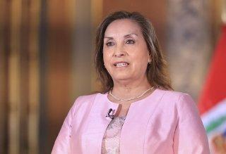 Fiscalía de Perú solicita 18 meses de impedimento de salida del país para Dina Boluarte