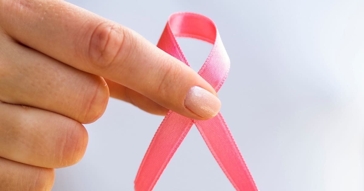 Brindan atención todo el año para prevenir cáncer de mama y cervicouterino