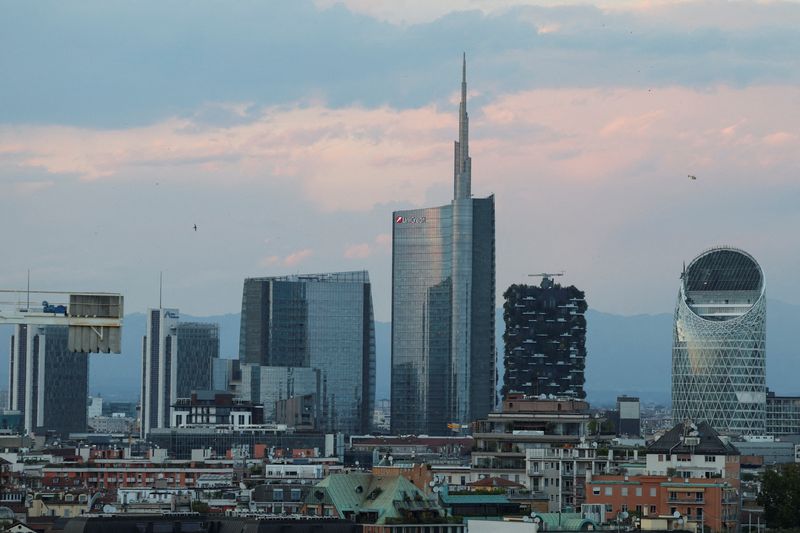 Italy Jan-June public deficit narrows y/y to 5.0% of GDP