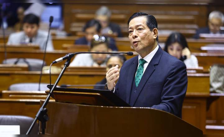 Primer ministro, Eduardo Arana, deslegitima protestas de Generación Z y los vincula con "organización criminal"