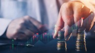 Markets end lower as IT outshines amid pre-earnings caution; Gold hits historic high