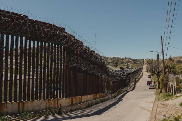 El Consulado de Estados Unidos en Nogales, reitera el llamado de no cruzar de manera ilegal