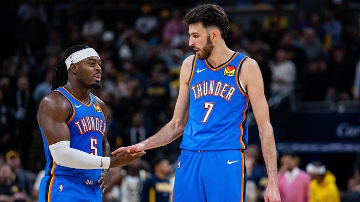 Thunder’s Chet Holmgren ties career-high amid impressive shooting vs. Hawks