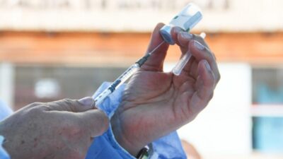 Caldas prueba nueva estrategia para cerrar brechas en vacunación