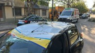 Se desprendió la rama de un árbol y cayó sobre un taxi en Fomento 9 de Julio