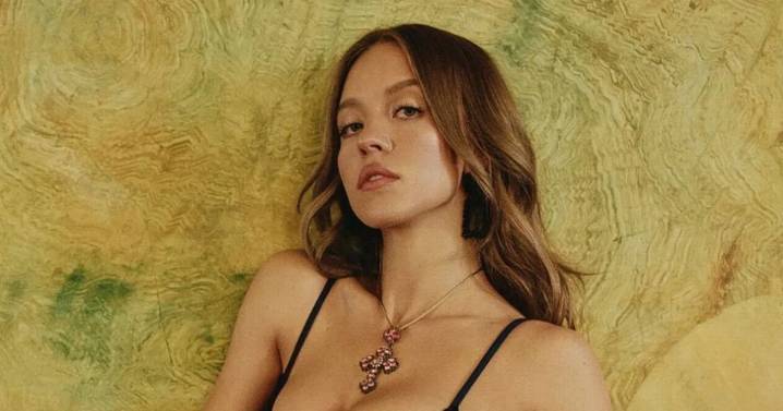 Sydney Sweeney fuels Bond rumours as she strips off for own lingerie line