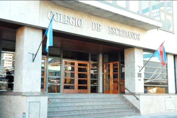 Destituyeron a un escribano en Entre Ríos por fraude notorial