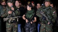 Mientras Venezuela se enteraba del Premio Nobel a María Corina, Cabello portaba un fusil anunciando la militarización de Aragua, Falcón y Zulia