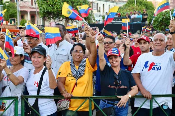 Pueblo cubano expresa solidaridad con Venezuela