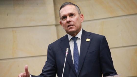Efraín Cepeda se defiende de las acusaciones de Álvaro Ashton