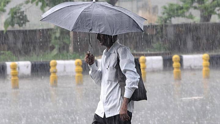 Schools & Colleges In Puducherry & Karaikal Closed Due To Heavy Rainfall Alert