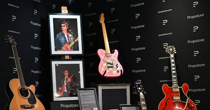 Guitarra de la ruptura de Oasis se vendió en por 386.000 dólares