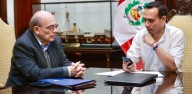 José Jerí saluda a Rodrigo Paz por su triunfo en la segunda vuelta electoral de Bolivia