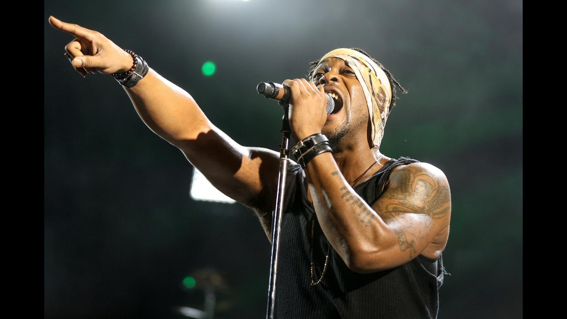 D’Angelo, Grammy-winning R&B singer, dies at 51