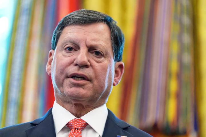 El administrador del Seguro Social, Frank Bisignano, es prestigioso para el puesto recién creado del CEO del IRS