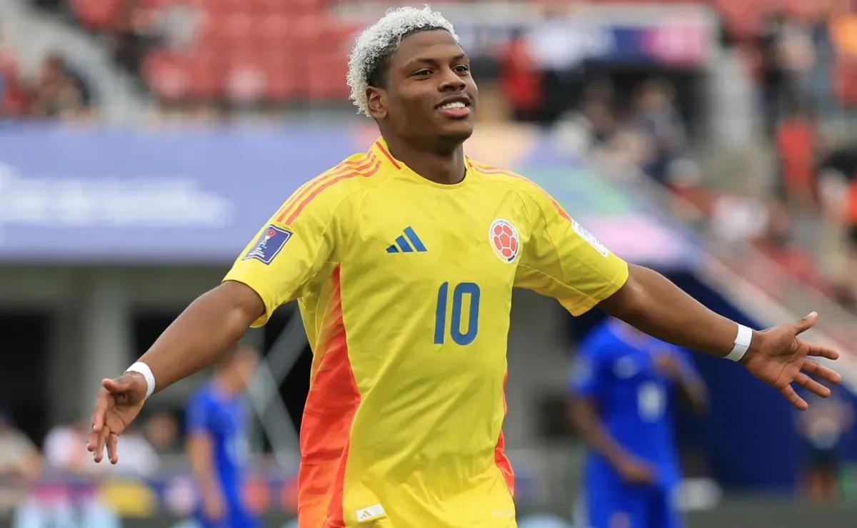 Colombia vs France LIVE: The second half of the FIFA U-20 World Cup 2025 third place match is underway! (1