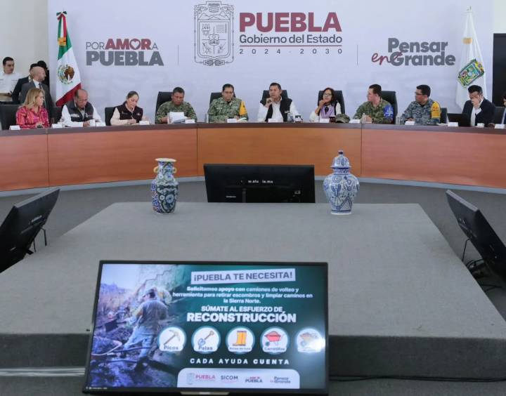 Gobierno de Puebla despliega voluntarios para censo en zona damnificada por lluvias