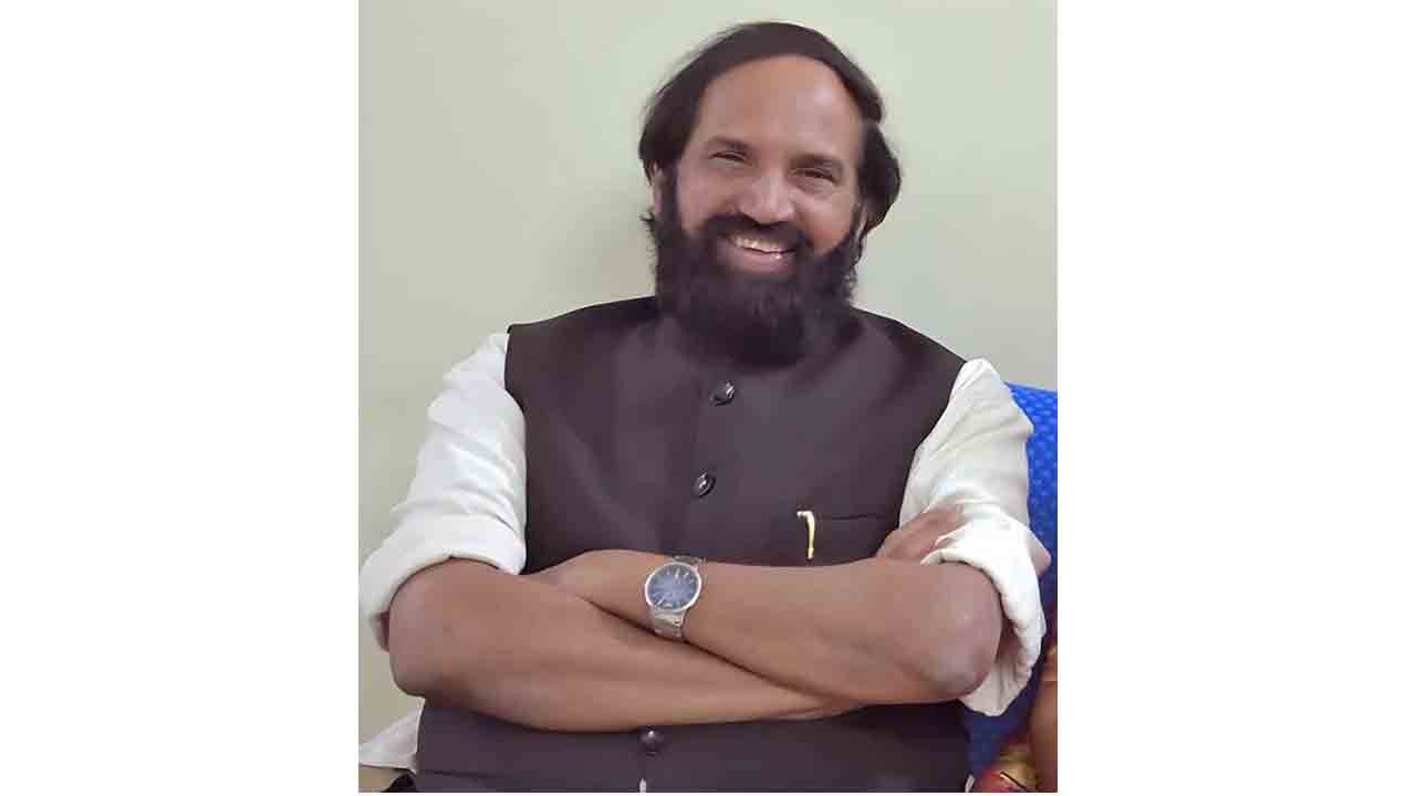Cyclone Montha: Uttam Kumar Reddy Reviews Paddy Protection Plan