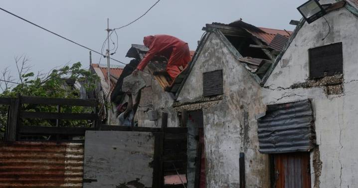 Category 5 Hurricane Melissa brings flooding and catastrophic winds to Jamaica