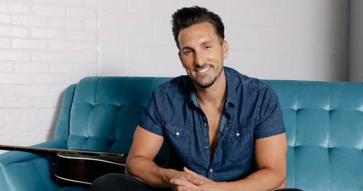 'Raise the Barn' concert with JD Shelburne to rock Liquor Barn parking lot in Louisville